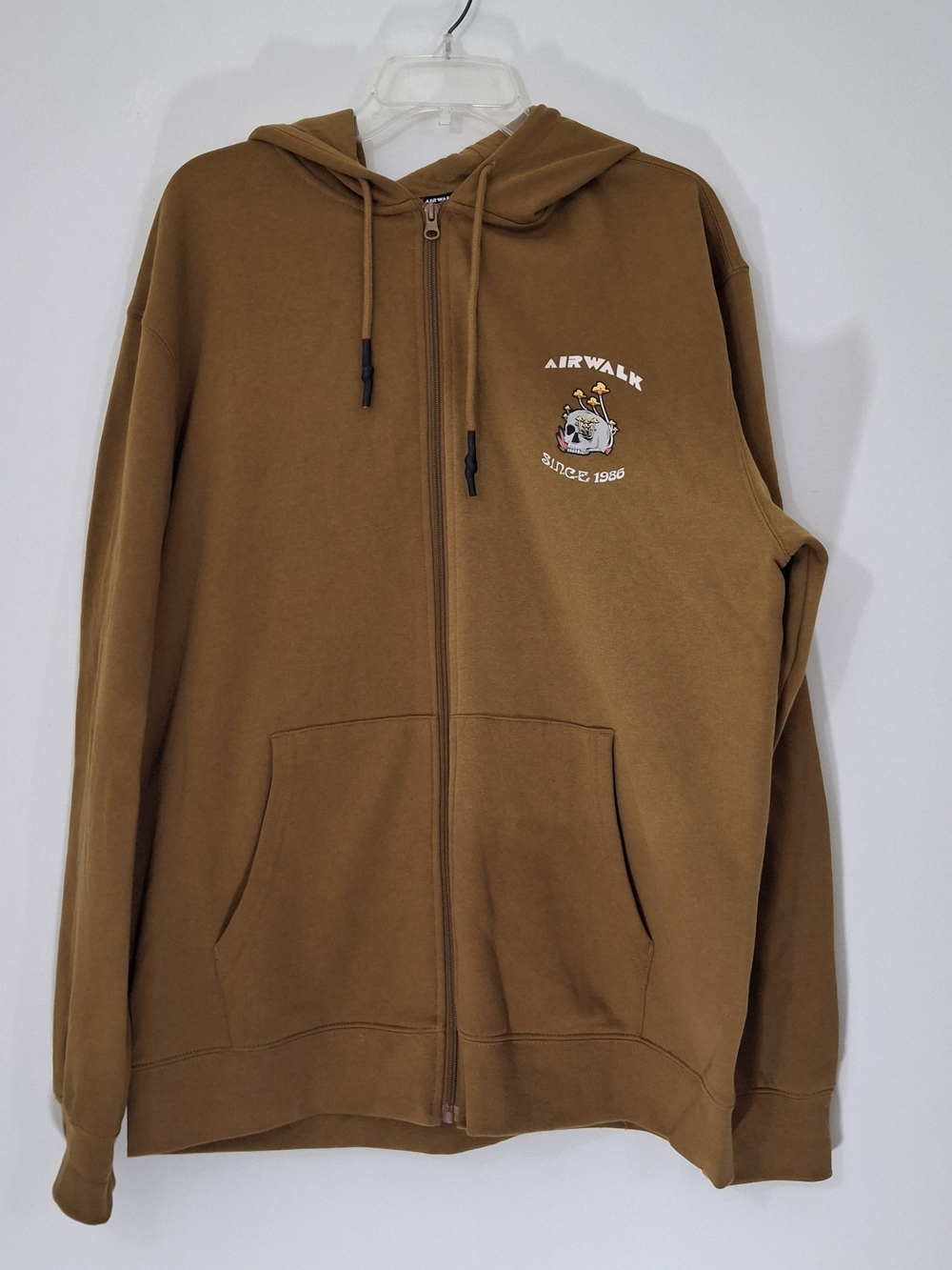 Airwalk Brown/Tan Zip-Up Hoodie with Small Chest Graphic, Size XL